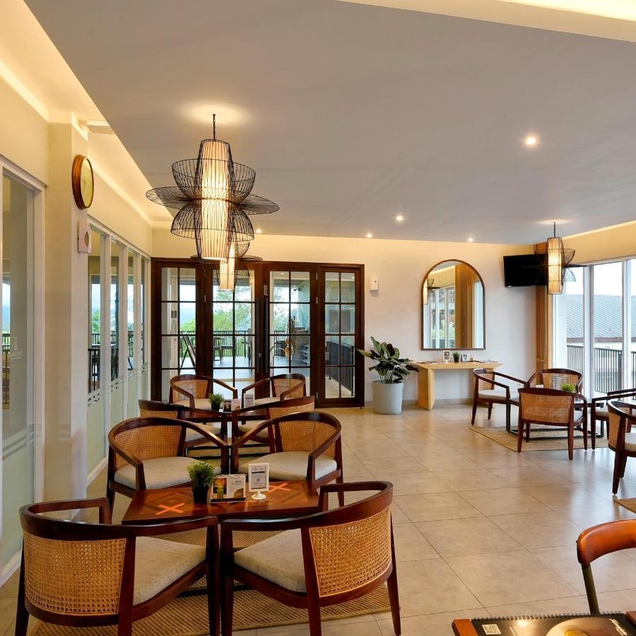The Balcone Suites & Resort Bukittinggi Exterior foto