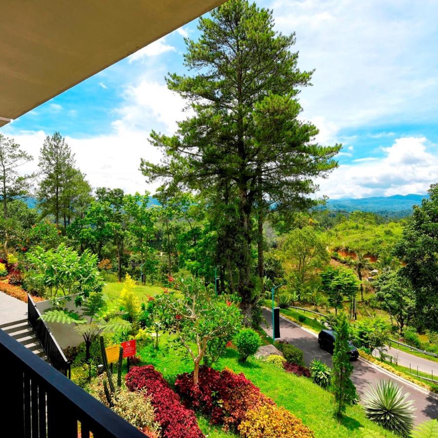 The Balcone Suites & Resort Bukittinggi Exterior foto