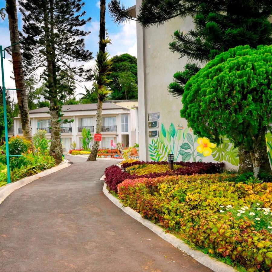 The Balcone Suites & Resort Bukittinggi Exterior foto