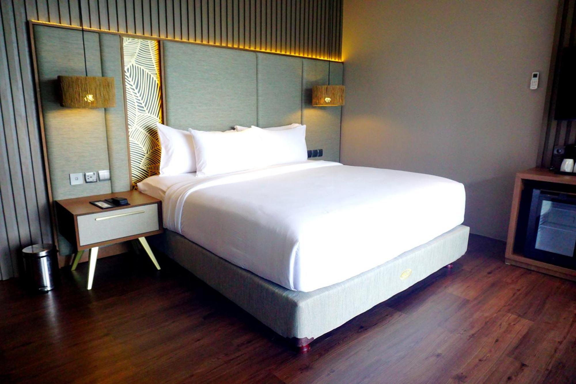 The Balcone Suites & Resort Bukittinggi Exterior foto